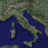 Flash Earth ti permette di visualizzare le aree geografiche con diversi servizi; nella foto la sagoma dell'Italia