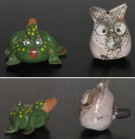I cuc di Bepi: a sinistra una rana in terracotta e a destra un gufo in ceramica raku